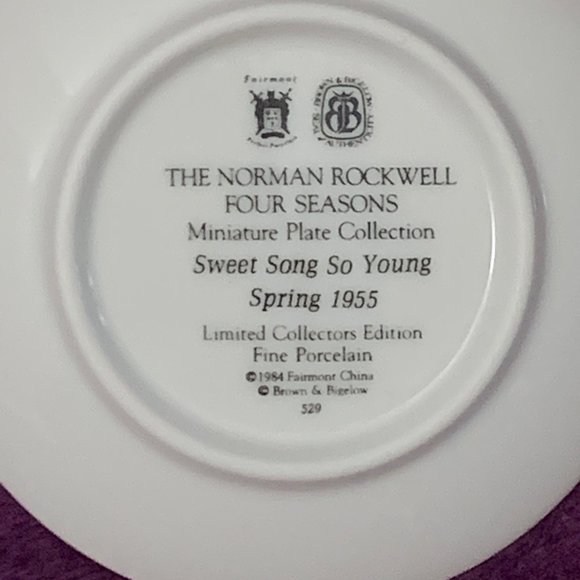 529 Sweet Song So Young - Norman Rockwell Four Seasons Miniature Plate - Picture 4 of 5